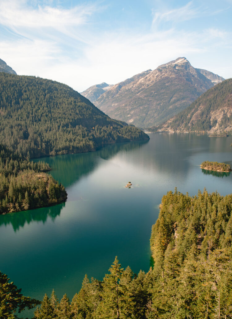 North Cascades Highway: The Ultimate One-Day Itinerary.